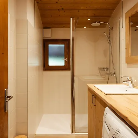 3 Chambres, Lumineux, Proche Des Pistes, Wifi, Parking Inclus - Fr-1-304-150 アパート